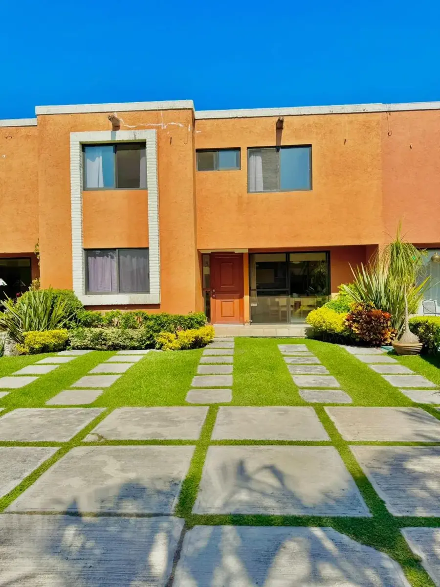 Casa en venta en Bello Horizonte, Cuernavaca — foto 1 de 11