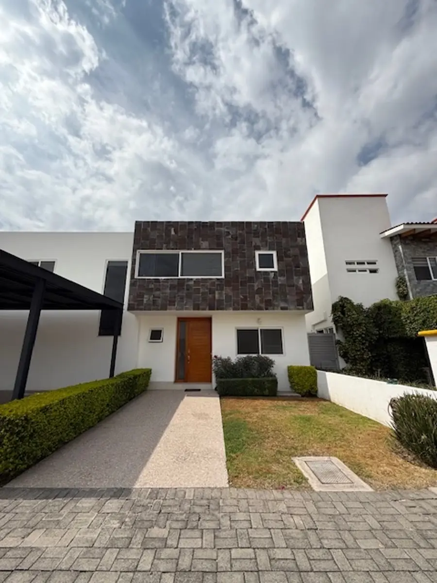 Casa en venta en Rinconada Jurica, Querétaro — foto 1 de 47