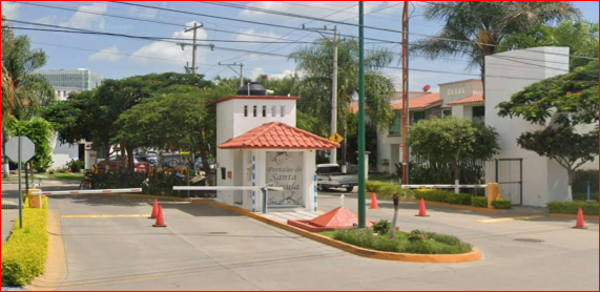 Casa en venta en Portales de Santa Úrsula, León — foto 2 de 8