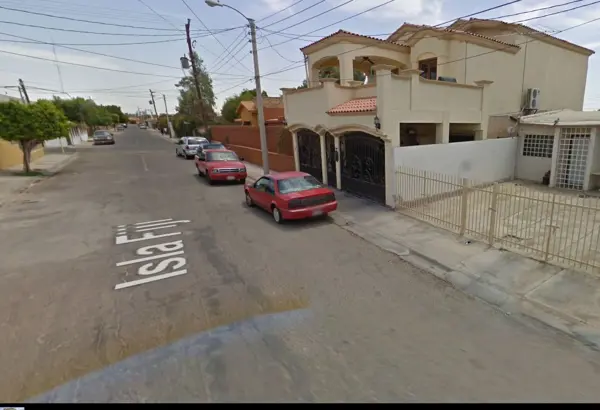 Casa en venta en Jardines del Lago, Mexicali — foto 2 de 12