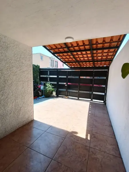 Casa en venta en Villas Los Cantaros, San Pedro Tlaquepaque — foto 3 de 34