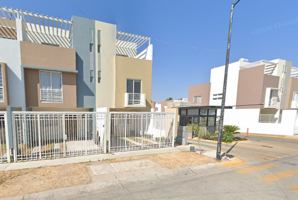Casa en venta en Real del Bosque, Tlajomulco de Zúñiga — foto 2 de 9