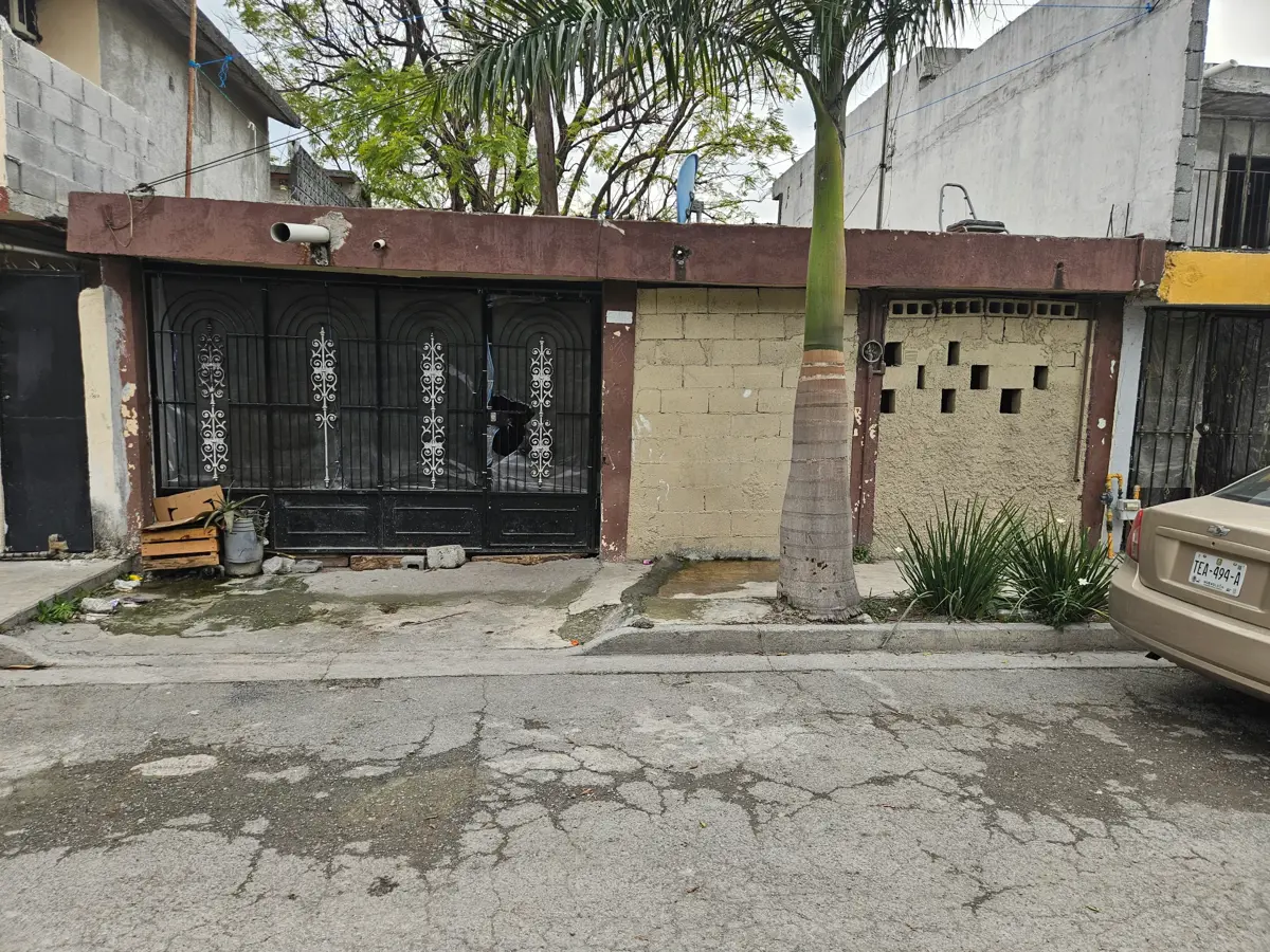 Casa en venta en Emiliano Zapata (fomerrey 18), Guadalupe