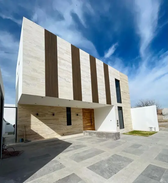 Residencia en Venta en Real del Nogalar con piscina Residencia en Venta en Real del Nogalar con piscina