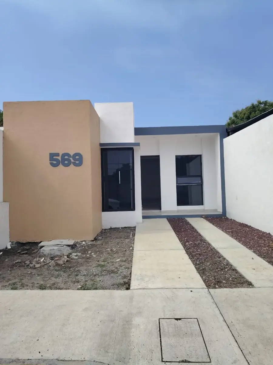 Casa en venta en Adolfo Ruiz Cortines, Veracruz — foto 1 de 26
