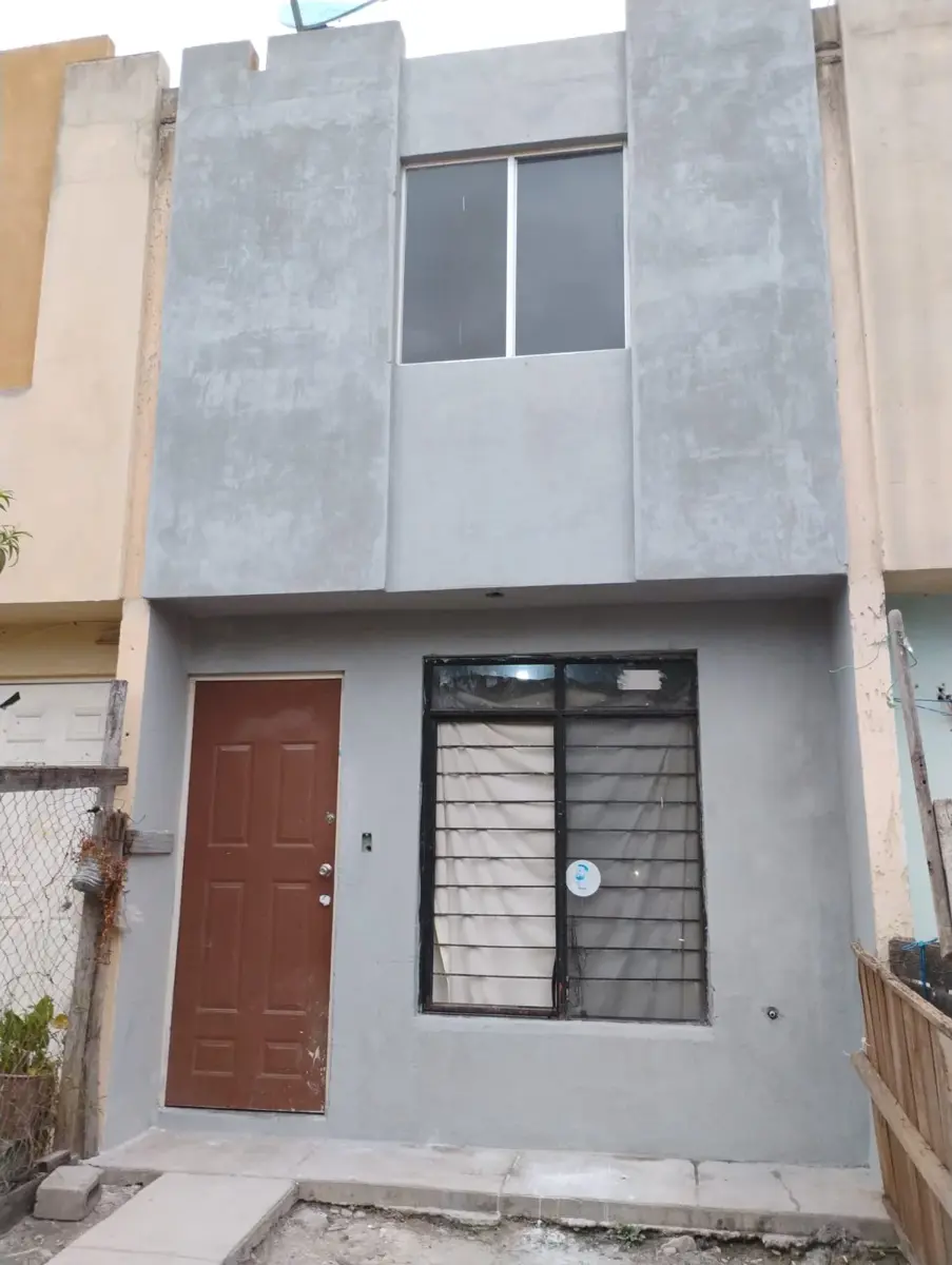 Casa en venta en Valle del Roble, Cadereyta Jiménez — foto 1 de 13