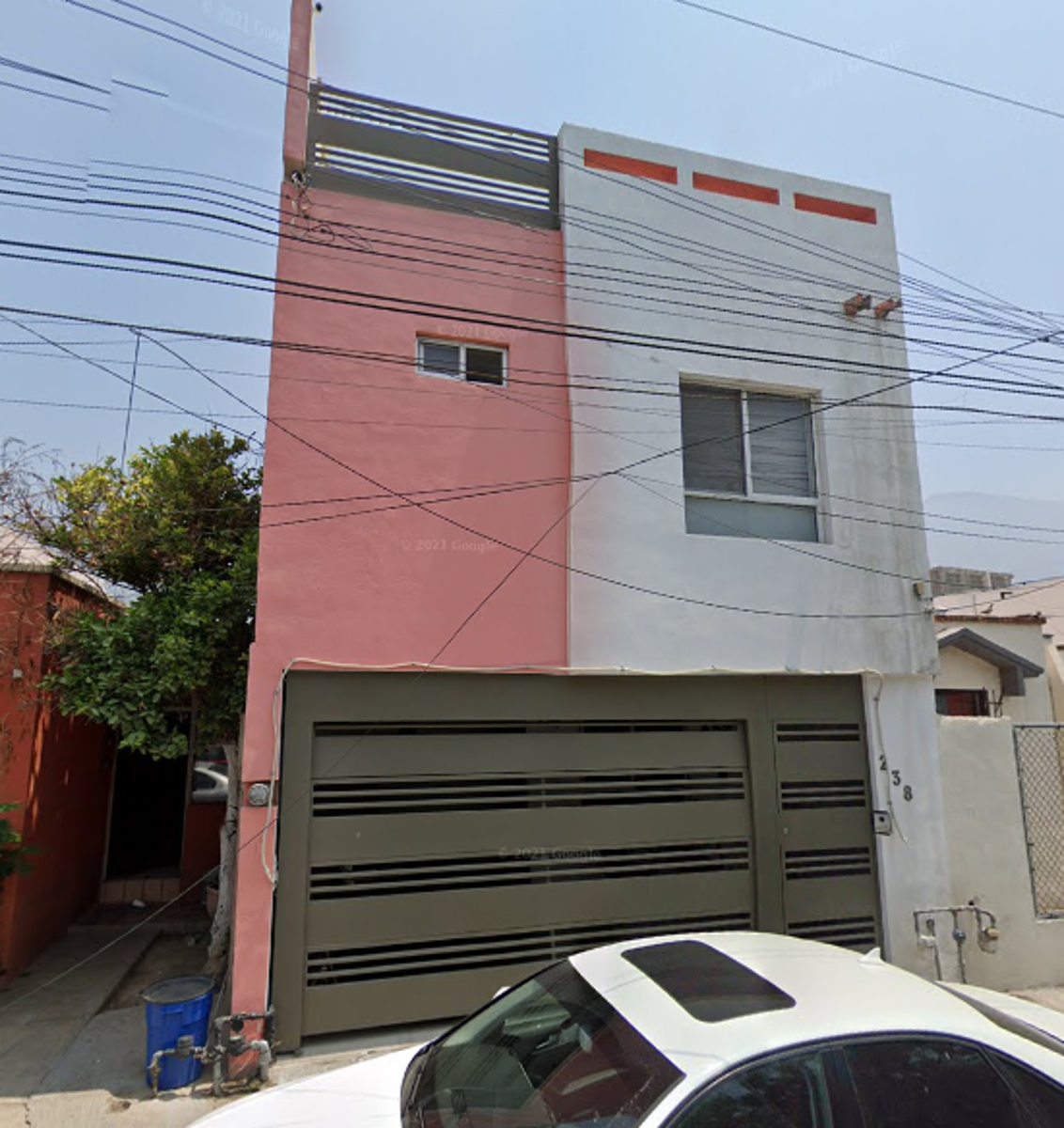 Casa en venta en Residencial Cuauhtémoc, Santa Catarina — foto 1 de 12