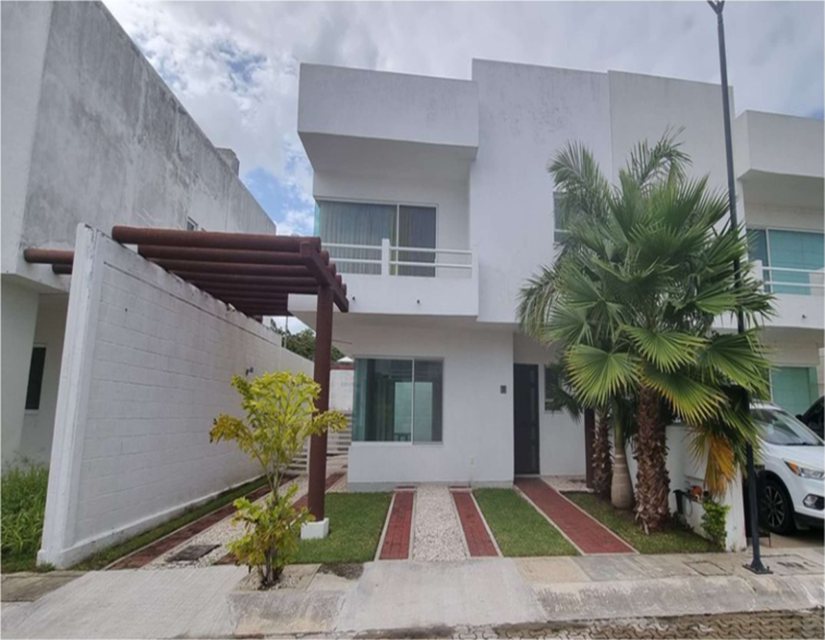 Casa en venta en Residencial Las Palmas, Carmen — foto 1 de 11
