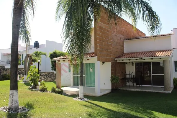 Casa en venta en Oaxtepec Centro, Yautepec — foto 2 de 39