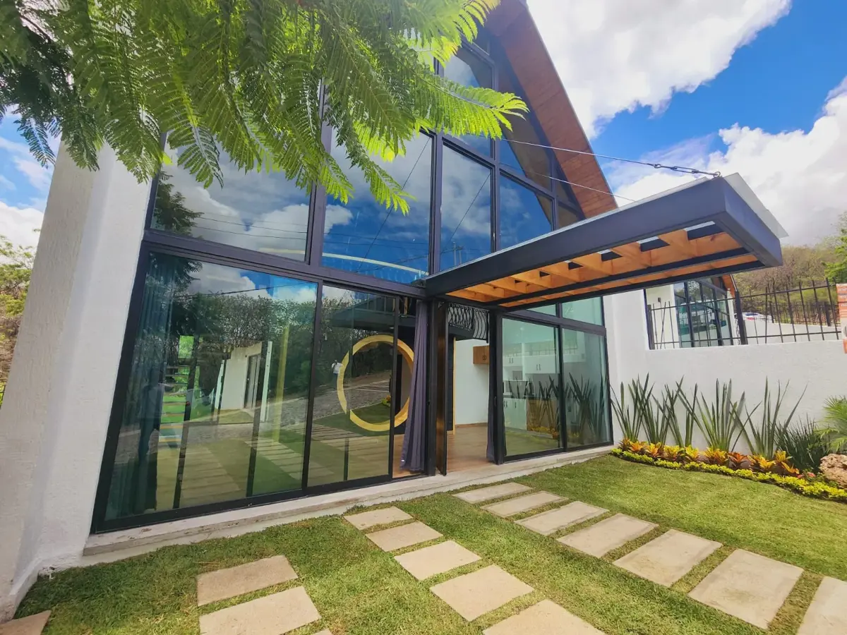 Casa en venta en Rancho San Diego, Ixtapan de la Sal — foto 1 de 30