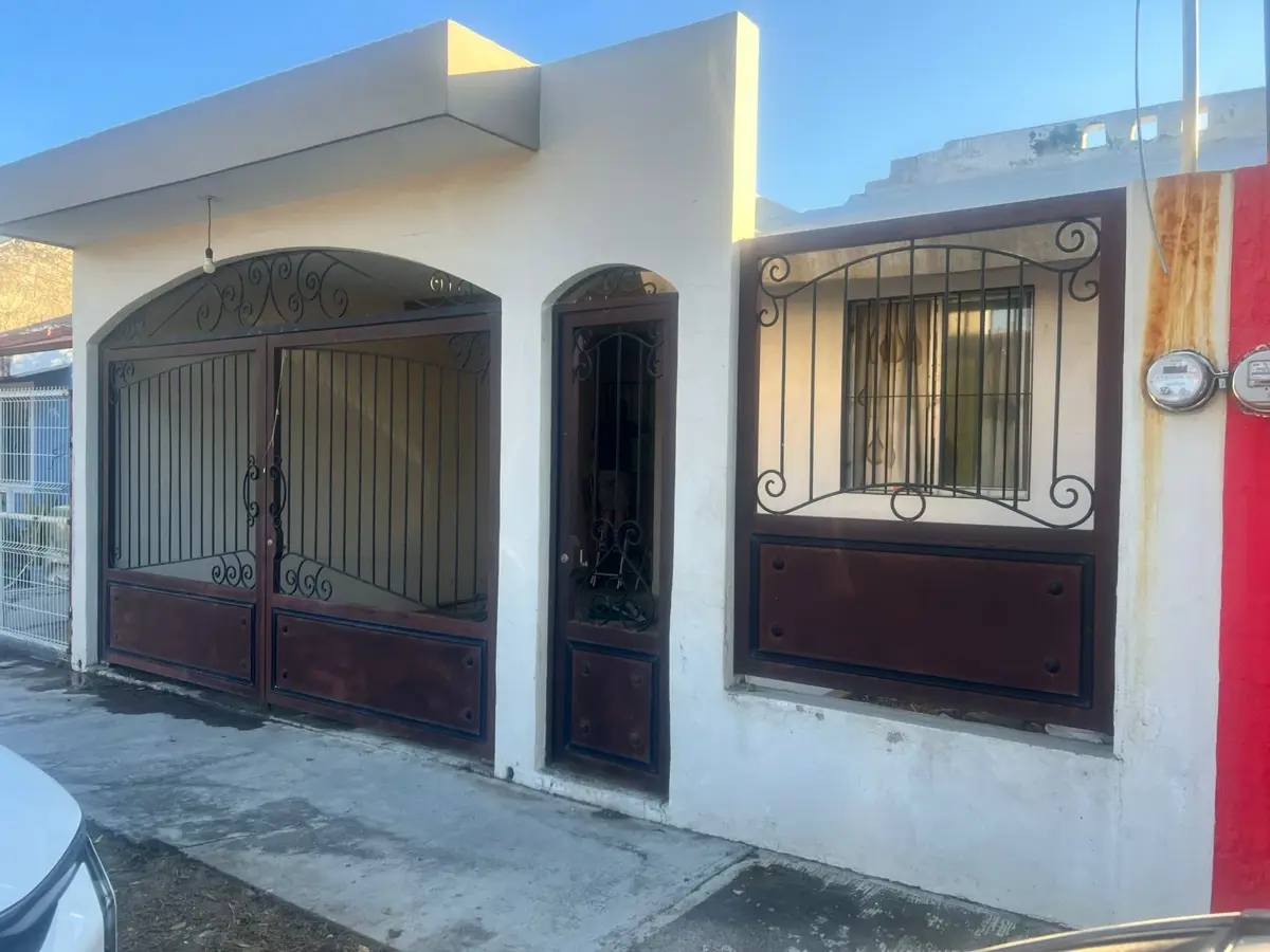 Casa en venta en Loma Bonita, Villa de Álvarez — foto 1 de 10