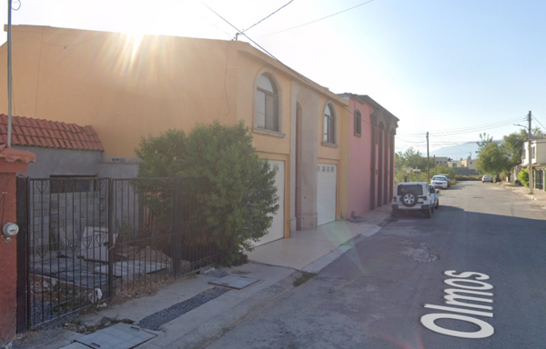 Casa en venta en Arboledas Residencial, Saltillo — foto 2 de 13