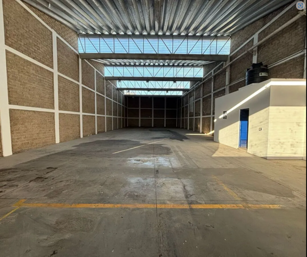 Bodega en renta en Nuevo Mexico, Zapopan — foto 2 de 9