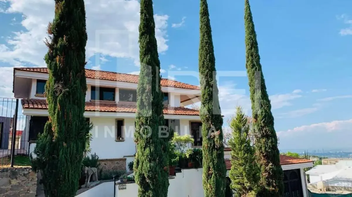 Casa en venta en El Palomar, Tlajomulco de Zúñiga — foto 1 de 26