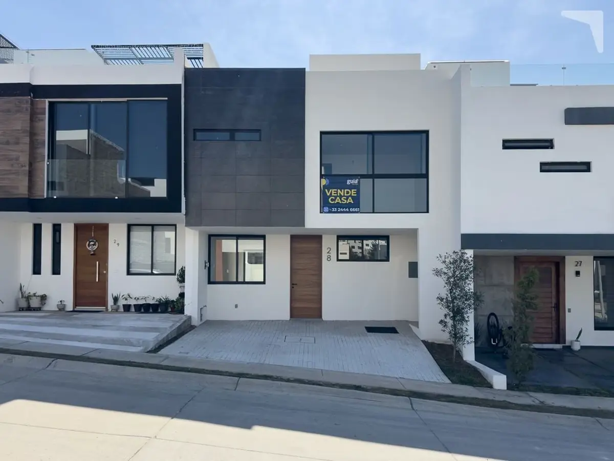 Casa en venta en Valle Imperial, Zapopan — foto 1 de 17