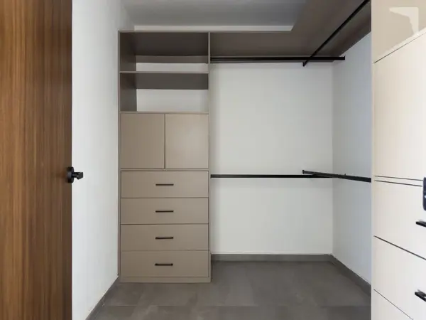 Casa en venta en Valle Imperial, Zapopan — foto 3 de 17