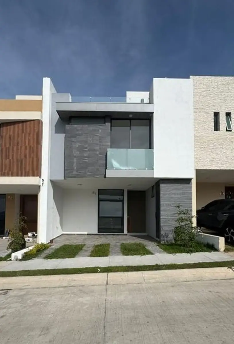 Casa en venta en Valle Imperial, Zapopan — foto 1 de 10
