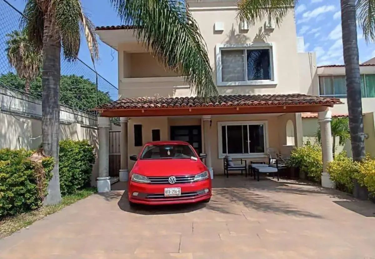 Casa en venta en Nueva Galicia Residencial, Tlajomulco de Zúñiga — foto 1 de 19