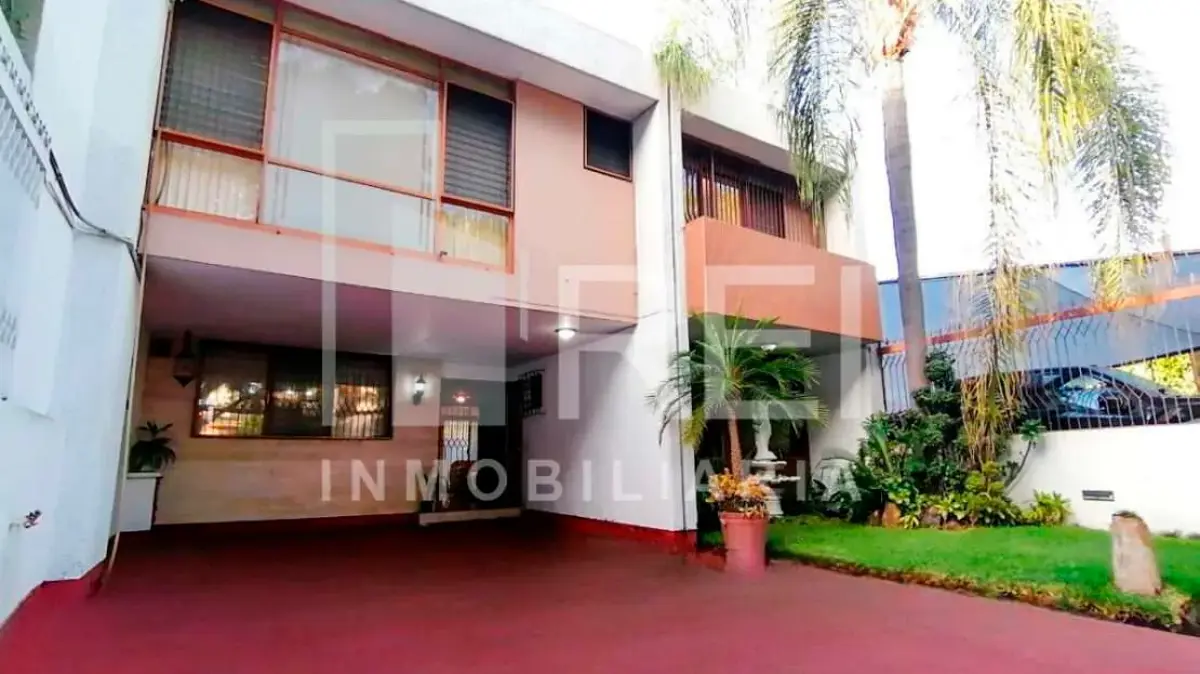 Casa en venta en Residencial Victoria, Zapopan — foto 1 de 17
