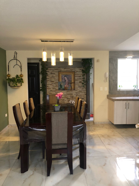 Casa en venta en Paseos del Bosque, Corregidora — foto 2 de 12