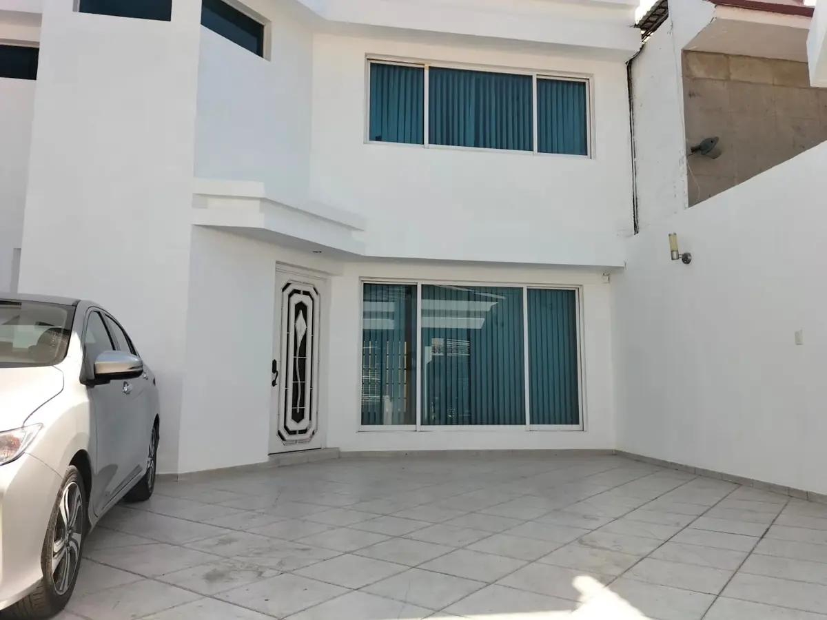 Casa en venta en Ex-Hacienda de Santa Mónica, Tlalnepantla de Baz — foto 1 de 34