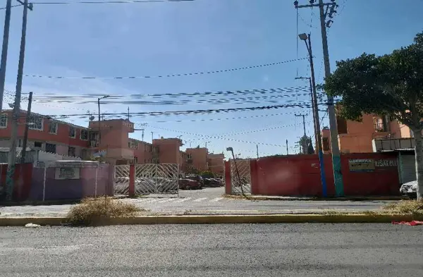 Casa en venta en Santa Martha Acatitla, Iztapalapa — foto 2 de 4