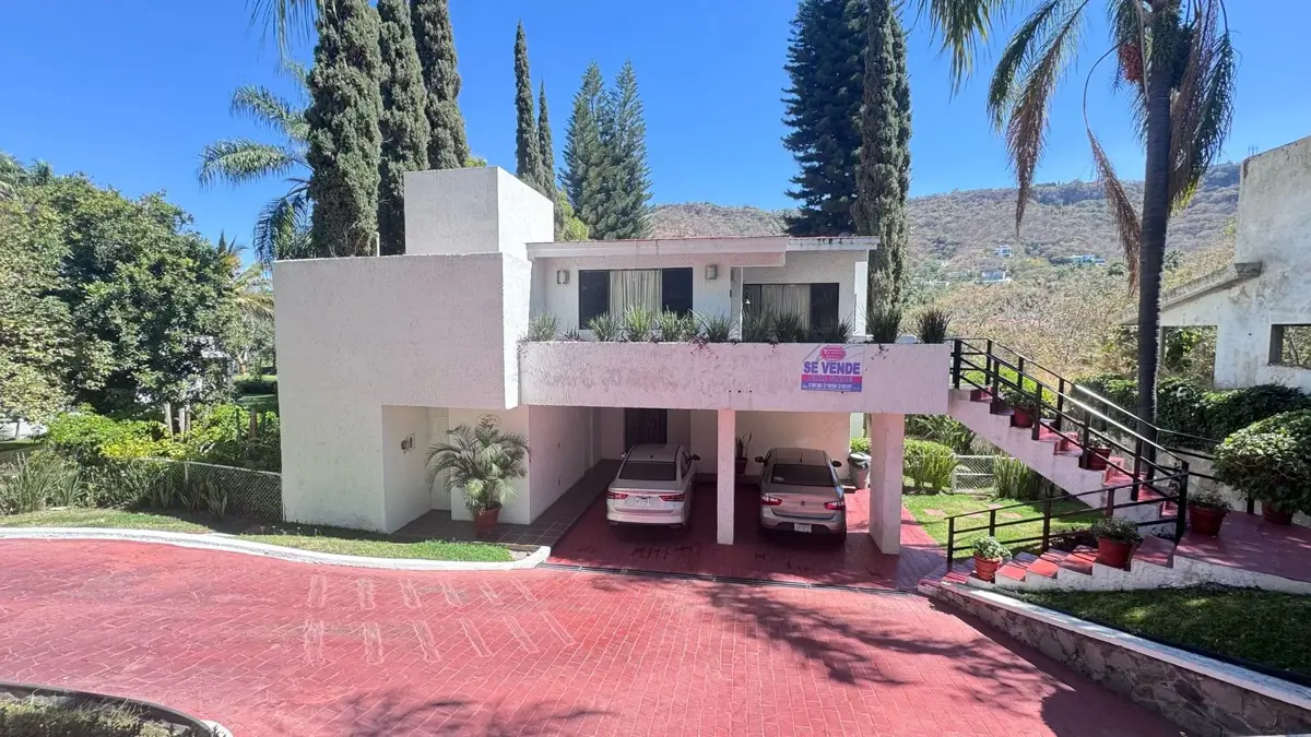 Casa en venta en Las Cañadas (Bosques de San Isidro), Zapopan — foto 1 de 39