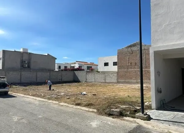 Terreno en venta en Villas del Renacimiento, Torreón — foto 2 de 16