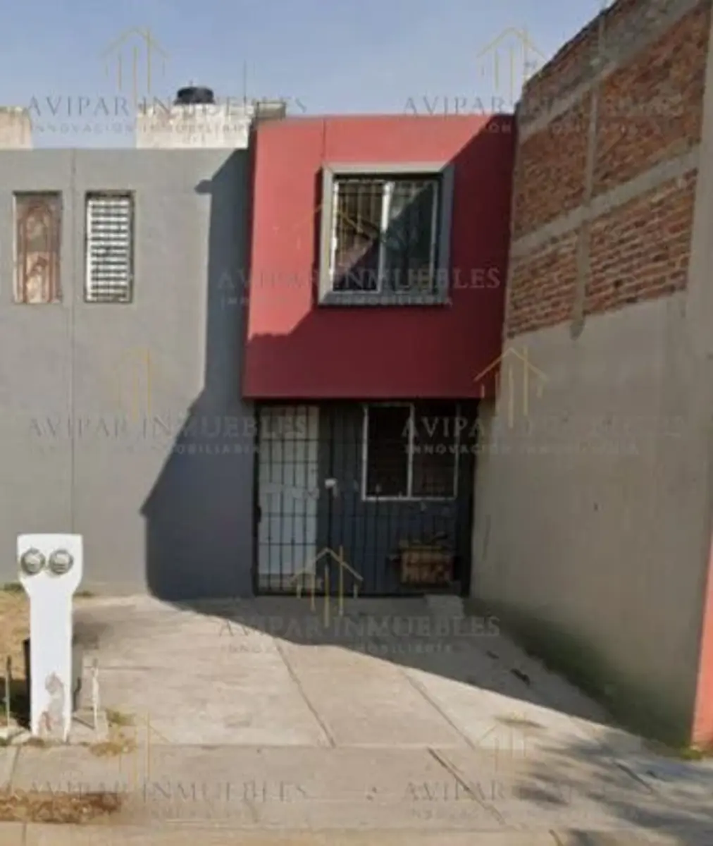 Casa en venta en Valle Dorado, Tlajomulco de Zúñiga — foto 1 de 15