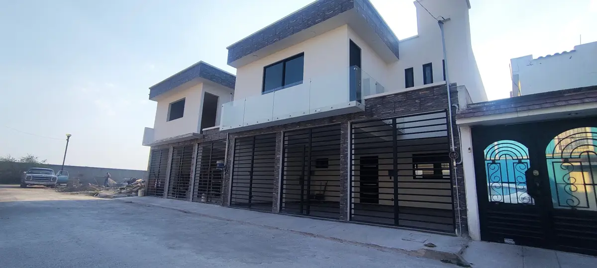 Casa en venta en Santa María, San Mateo Atenco — foto 1 de 27