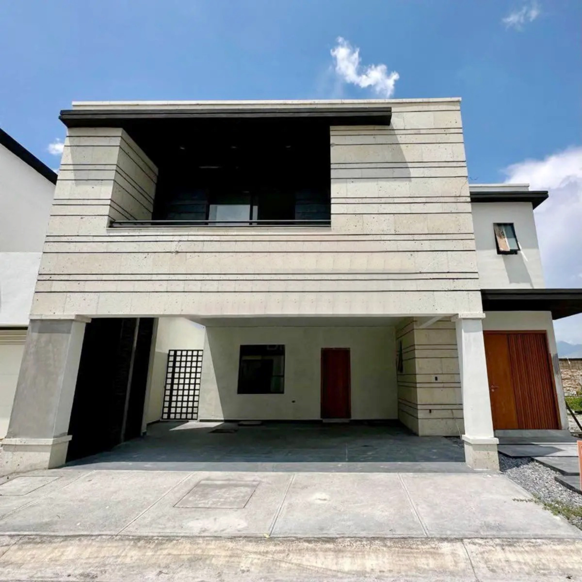 Casa en venta en La Escondida, Saltillo — foto 1 de 18