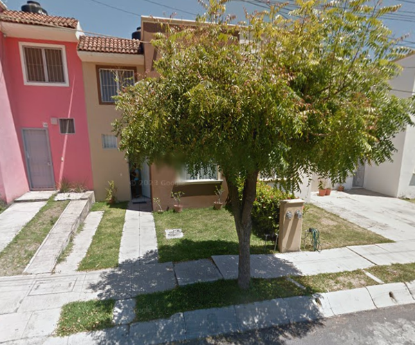 Casa en venta en Bugambilias, Villa de Álvarez — foto 2 de 13