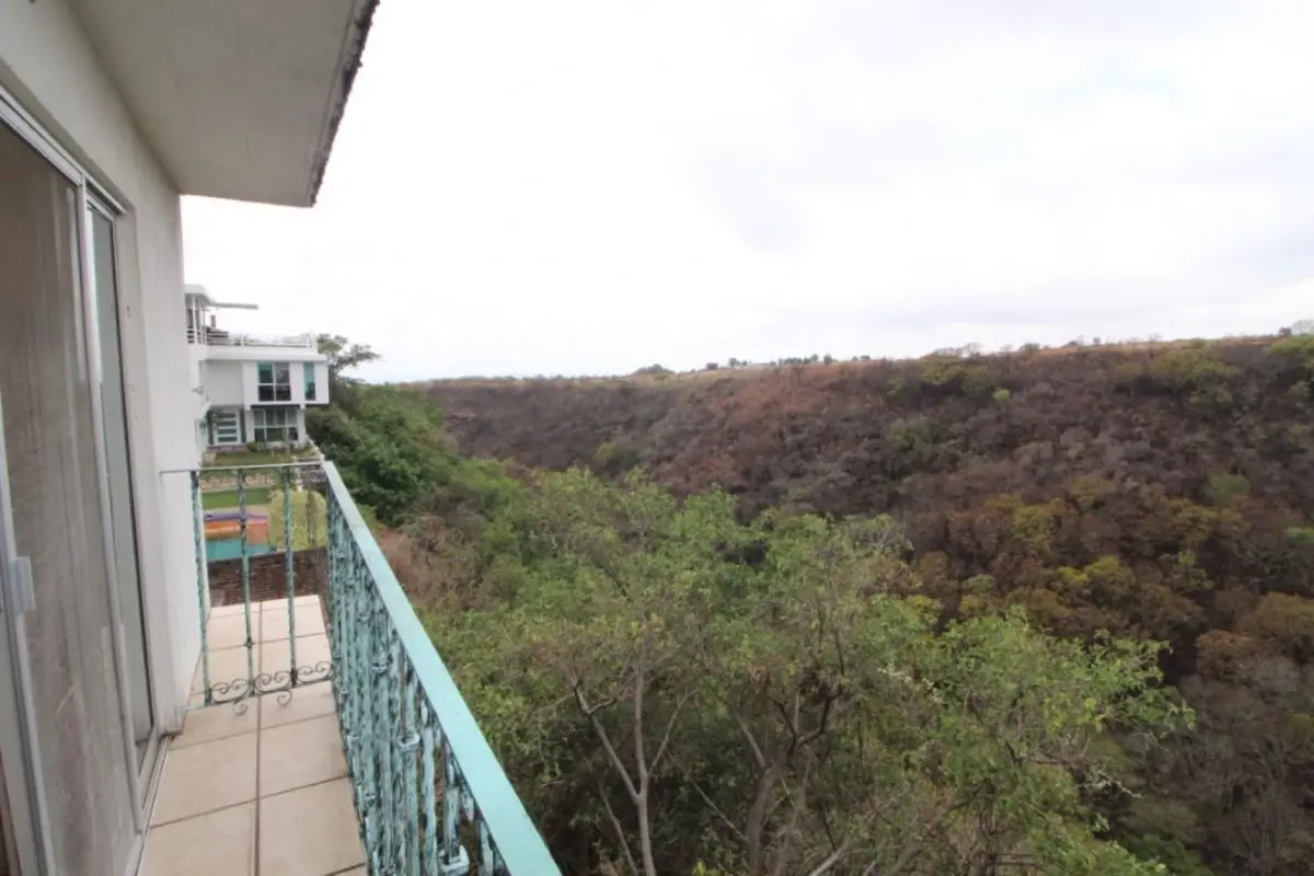 Casa en venta en Lomas de Tetela, Cuernavaca — foto 1 de 13