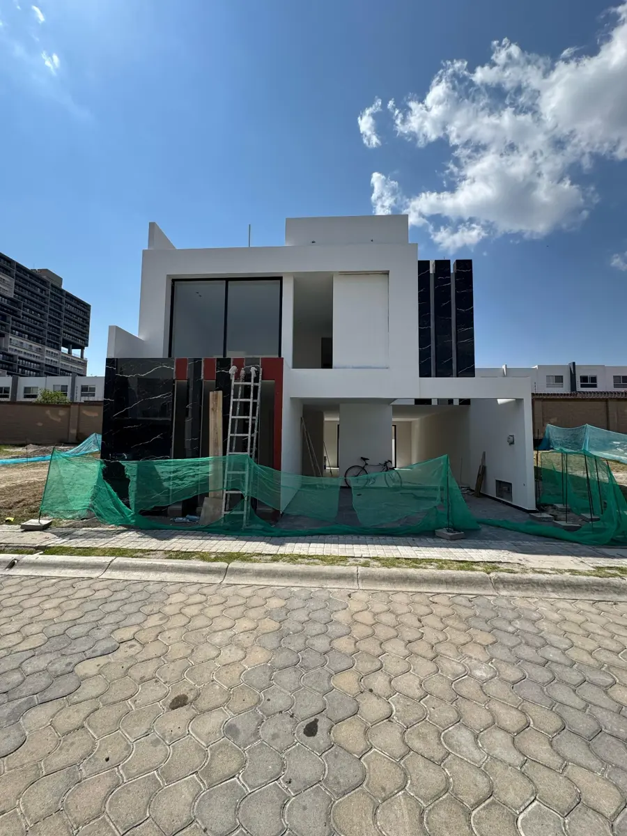 Casa en venta en Lomas de Angelópolis, Ocoyucan — foto 1 de 13