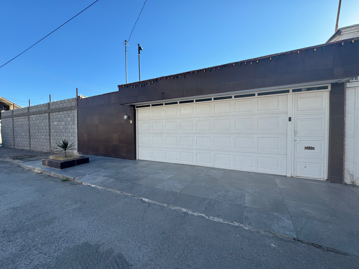 Casa en venta en La Quinta, San Pedro — foto 1 de 33