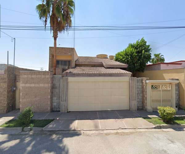 VENTA DE HERMOSA CASA EN LAS PALMAS, TORREÓN, COAHUILA