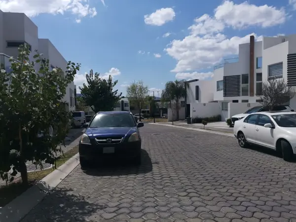 Terreno en venta en Lomas de Angelópolis, Ocoyucan — foto 2 de 7
