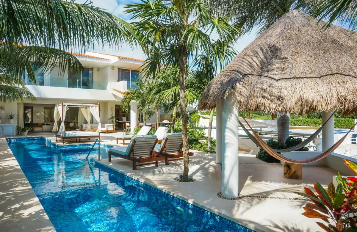 Casa en venta en Puerto Aventuras, Solidaridad — foto 1 de 30