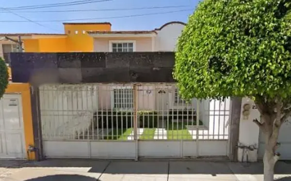 VENTA DE HERMOSA CASA EN EL CONDADO, LEÓN, GUANAJUATO