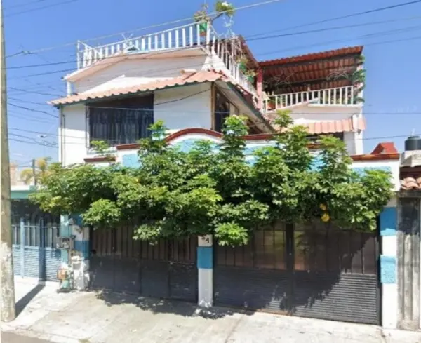 Casa en Venta en Puerta del Sol II, Querétaro: Ubicación Estratégica y Espacios Ideales