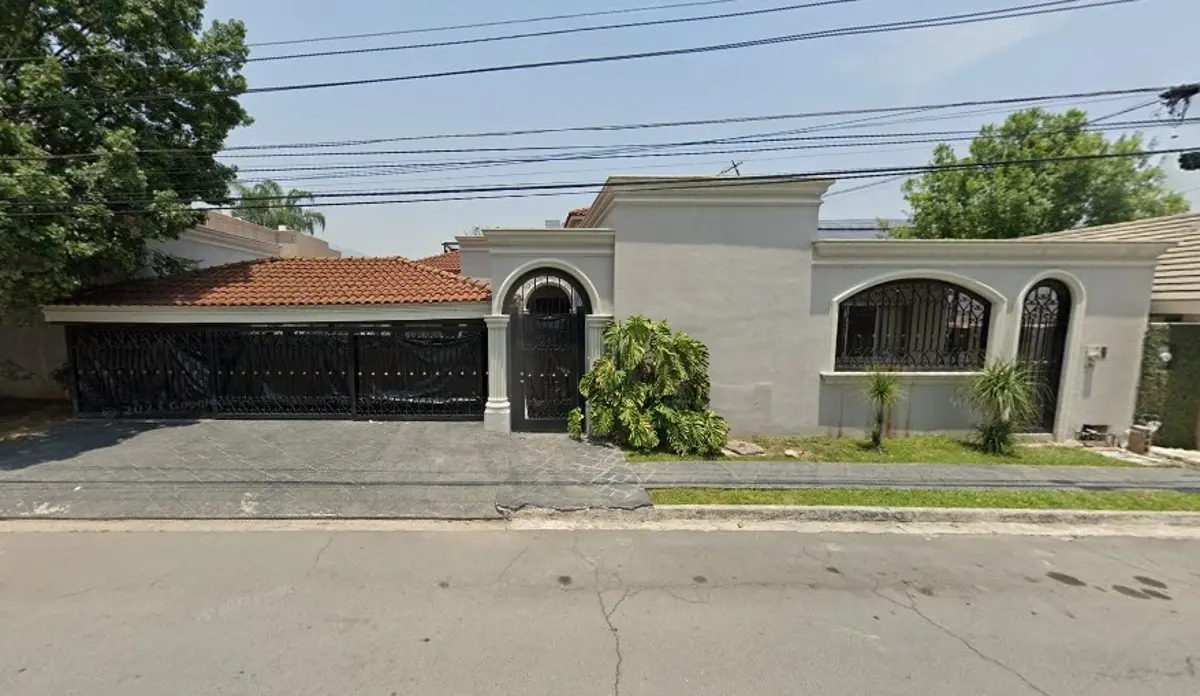 Casa en venta en Del Valle Sector Fátima, San Pedro Garza García — foto 1 de 11