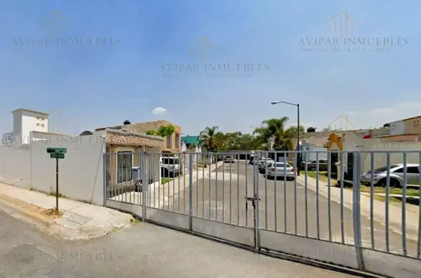 Casa en venta en Valle Dorado, Tlajomulco de Zúñiga — foto 2 de 15