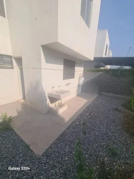 Casa en venta en Santa María, García — foto 2 de 5