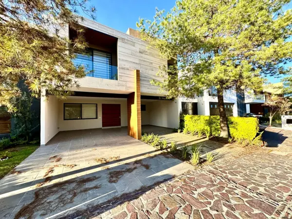 Casa en venta en La Campiña del Bosque, León — foto 3 de 18