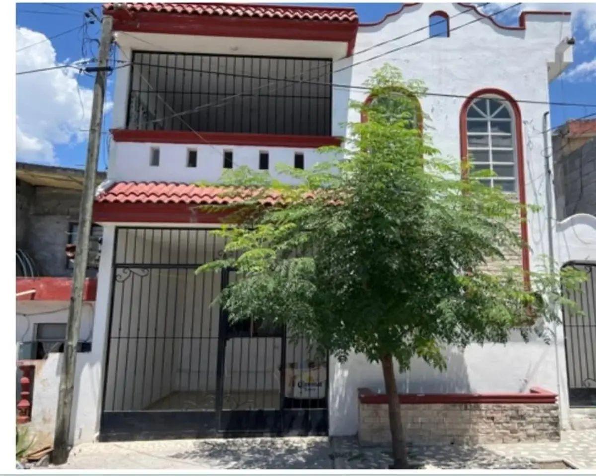 Casa en venta en Jardines del Río, Guadalupe — foto 1 de 8