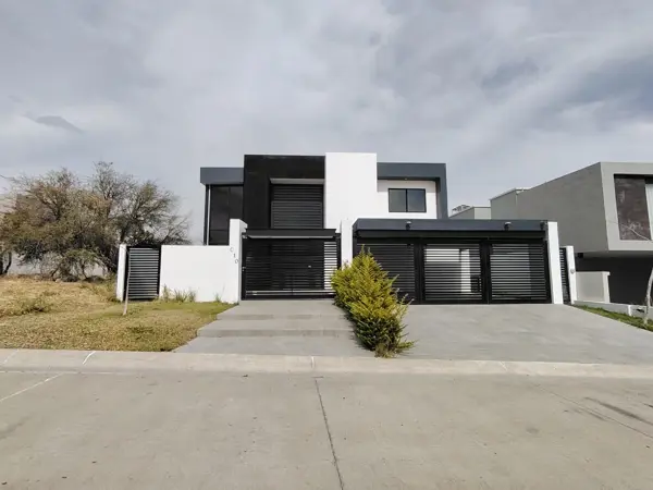 Casa en renta en El Molino Residencial y Golf, León — foto 2 de 23