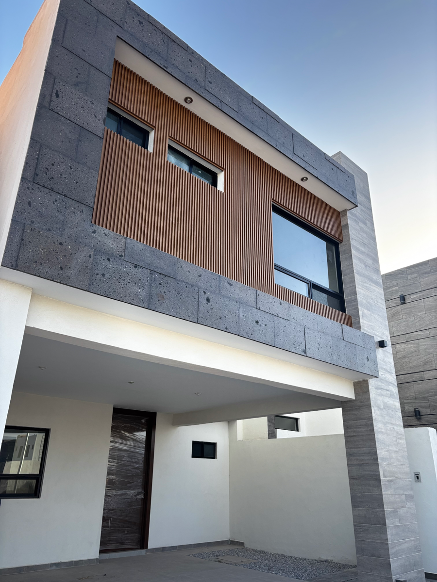 Casa en Venta en Los Viñedos | 3 Recámaras | 2.5 Baños | 220 m² de Construcción | $2,950,000 MX