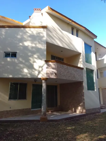 Casa en venta en Residencial Claustros del Río, San Juan del Río — foto 2 de 3