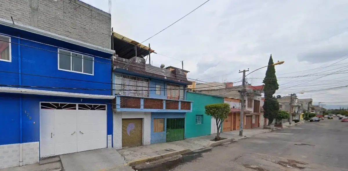 Casa en venta en Las Aguilas, Nezahualcóyotl — foto 1 de 12
