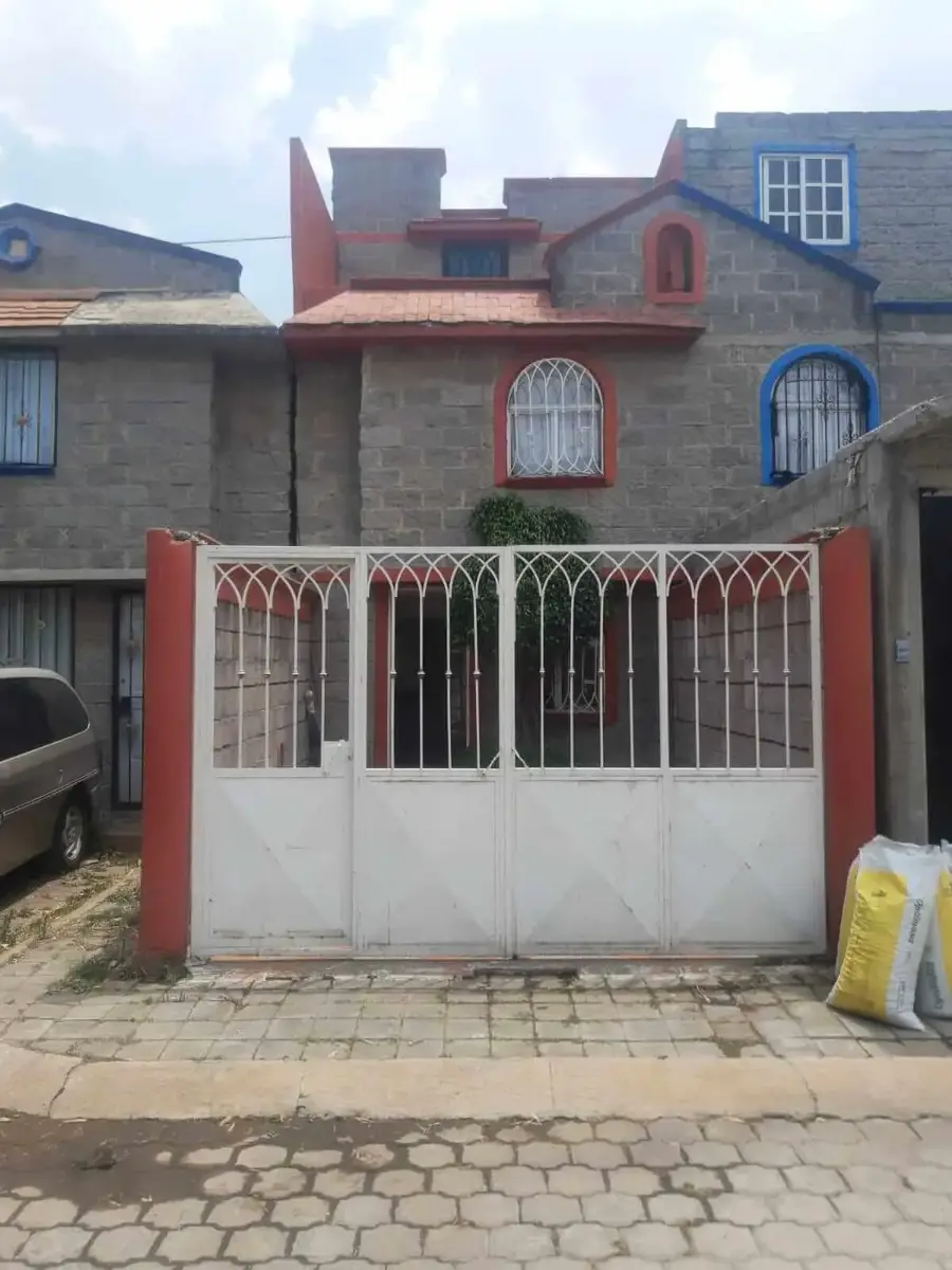 Casa en venta en Los Volcanes, Chalco — foto 1 de 17